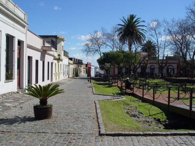 COLONIA DEL SACRAMENTO
