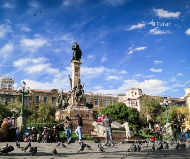 BOLIVIA � LA PAZ CITY BASIC