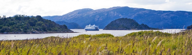 Crucero Australis. Fiords of Tierra del Fuego. Punta Arenas // Ushuaia