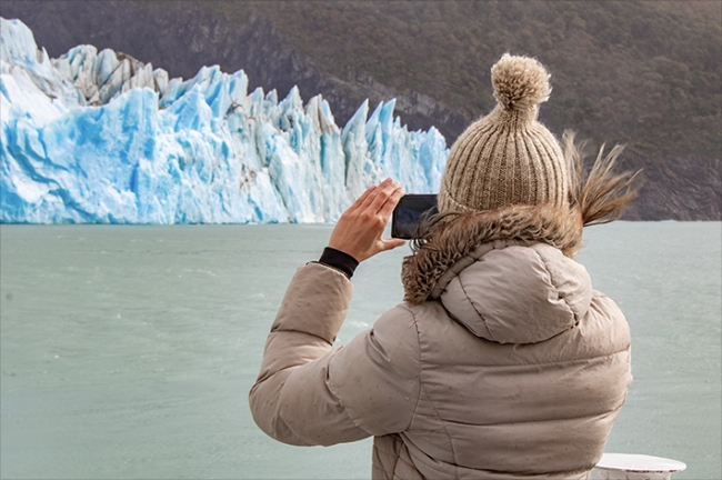 El Calafate. One-Night Cruise in the National Park