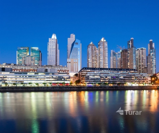 NEW YEAR�S HOLIDAYS � Buenos Aires & Iguaz�